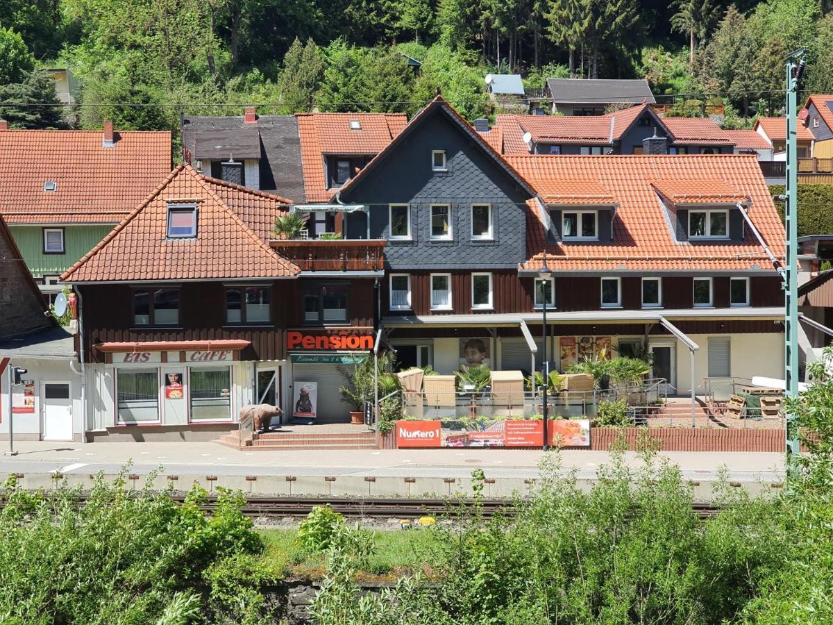 Numero1-Pension Und Cafe รูเบอร์ลันด์ ภายนอก รูปภาพ